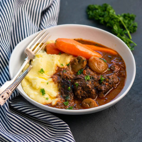 Food St Wal’s Beef Bourguignon, Mashed Potato and French Carrots