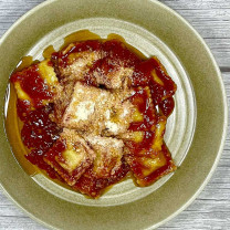 Westbourne Lane Spinach and Ricotta Ravioli, Napolitana Sauce, Parmesan